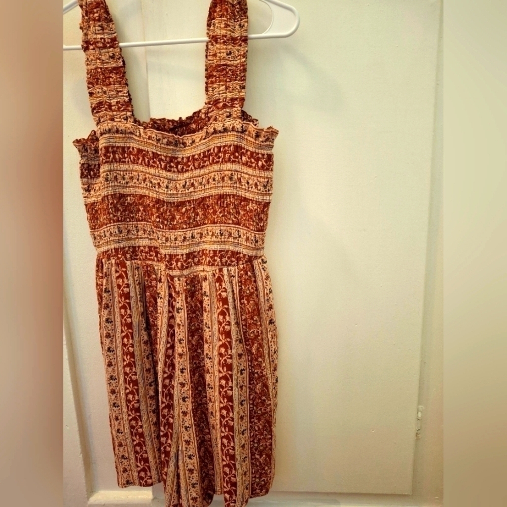 Cute romper with pockets